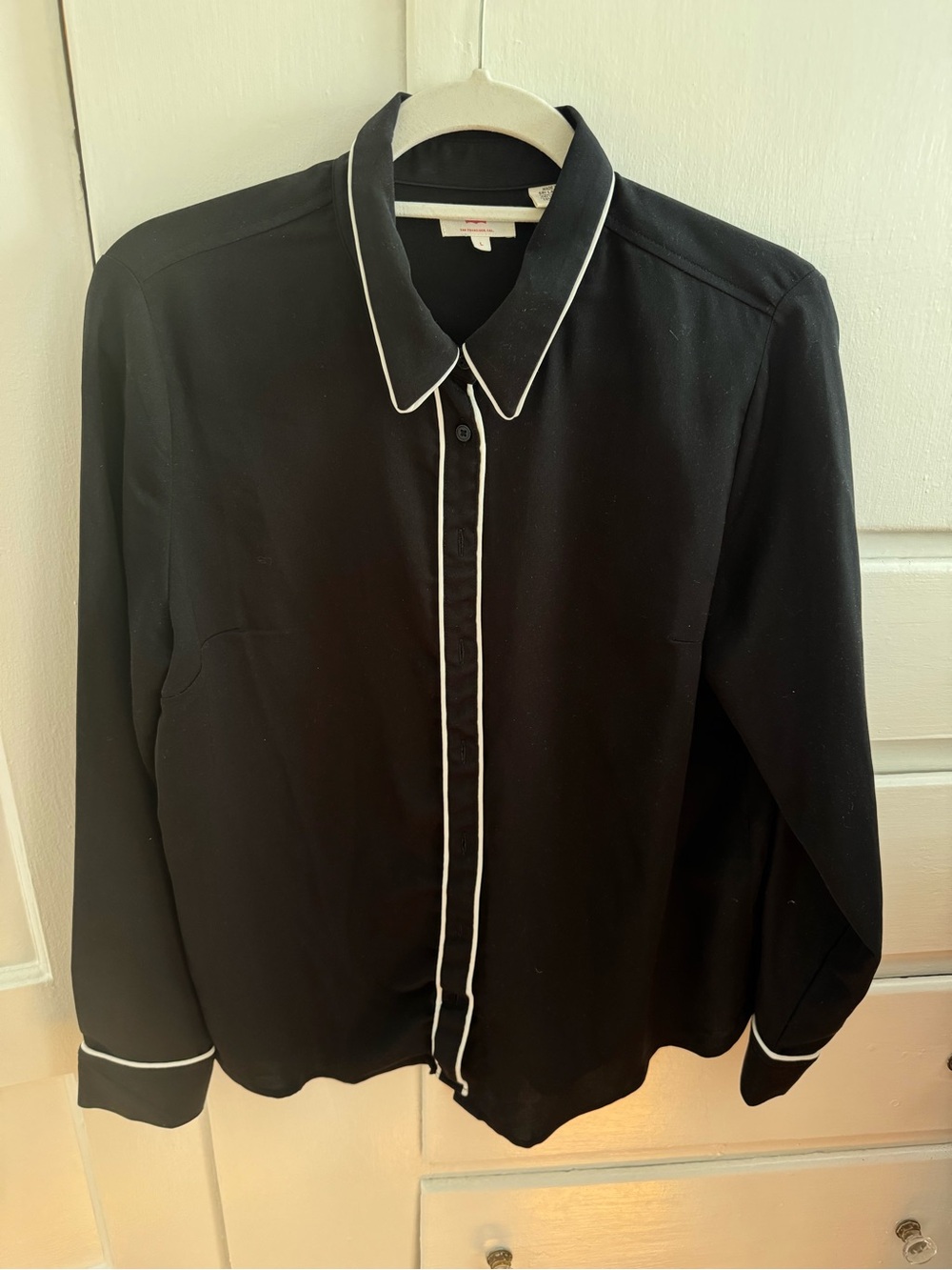 Black Button-Up Blouse with White Piping
